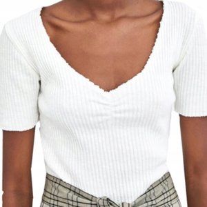 ZARA T- SHIRT NWT